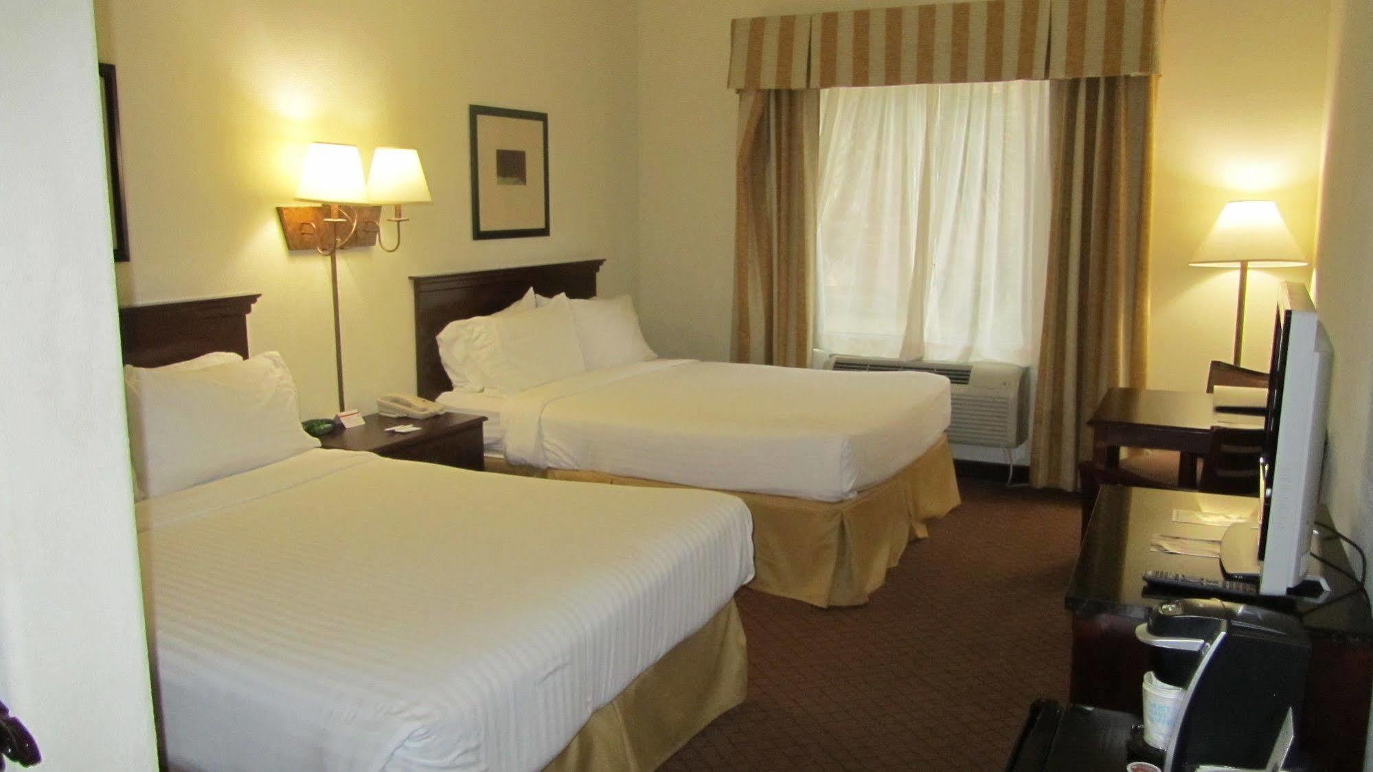 Holiday Inn Express Hotel And Suites Weslaco By Ihg Exteriér fotografie