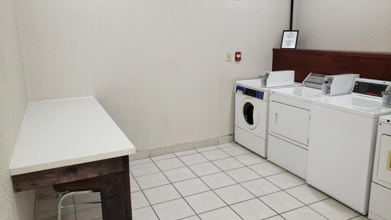Holiday Inn Express Hotel And Suites Weslaco By Ihg Exteriér fotografie