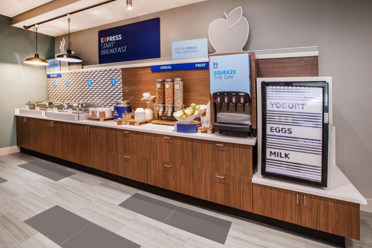 Holiday Inn Express Hotel And Suites Weslaco By Ihg Exteriér fotografie